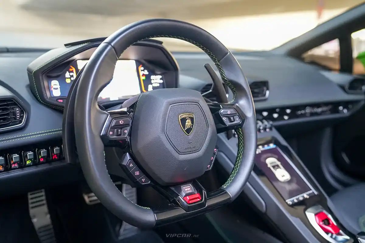 Lamborghini Huracan Steering