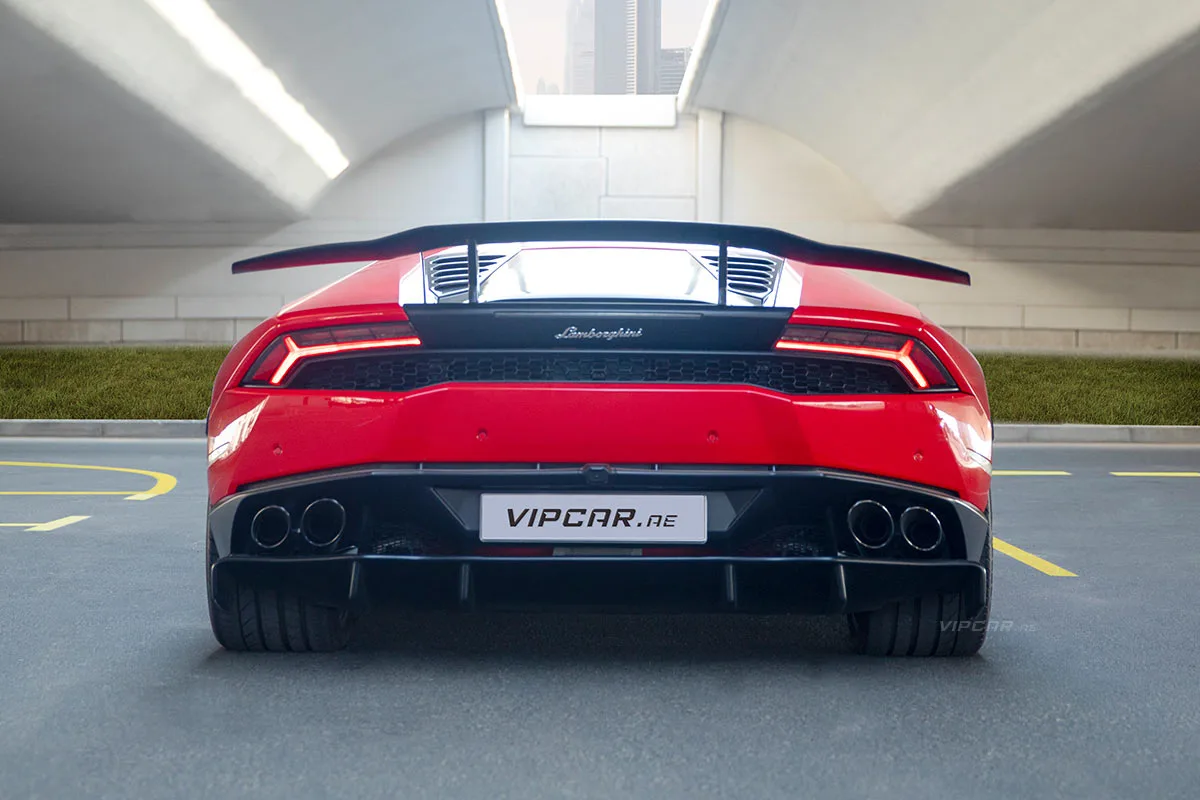 Lamborghini-Huracan-Red-Back