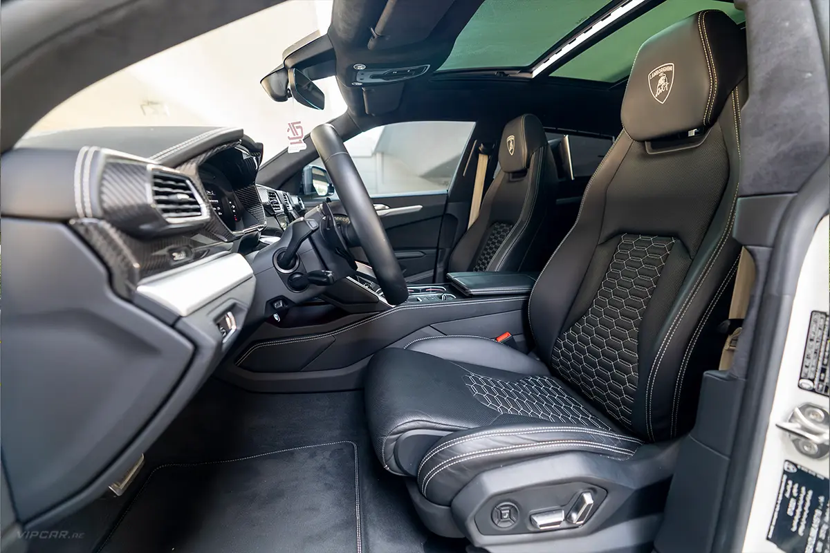 Lamborghini Urus Interior Front Seats