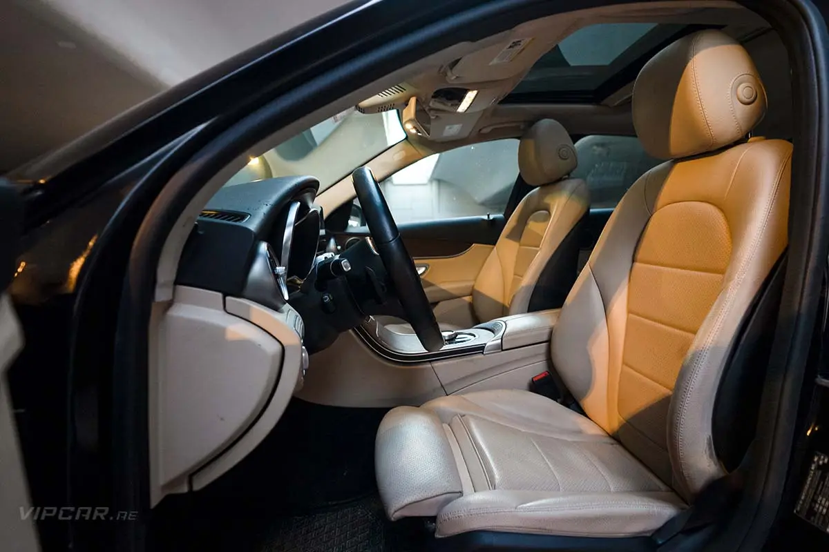 Mercedes-Benz-C300-Black-Interior