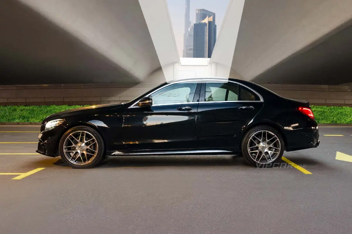 Mercedes-Benz-C300-Black-Side