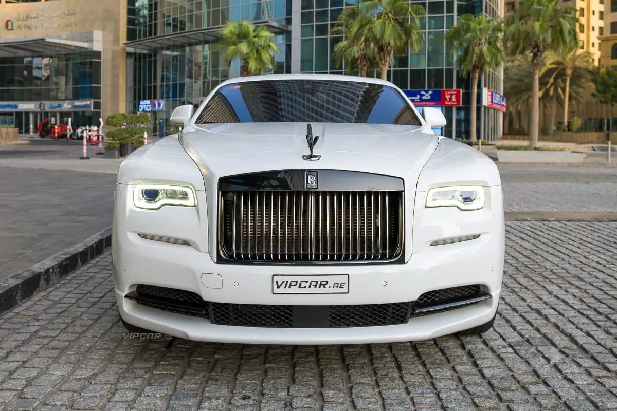 Rolls-Royce-Wraith-White-Front
