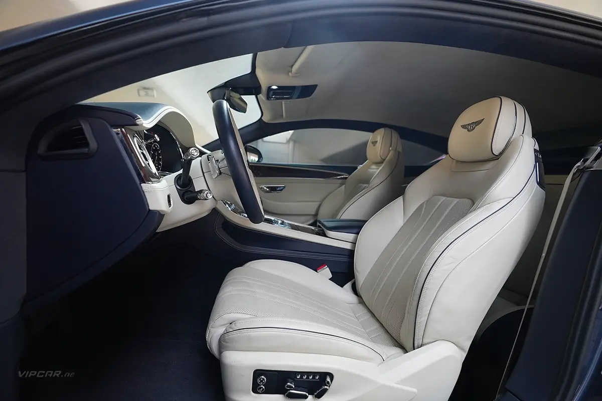 BENTLEY GT V8 Interior