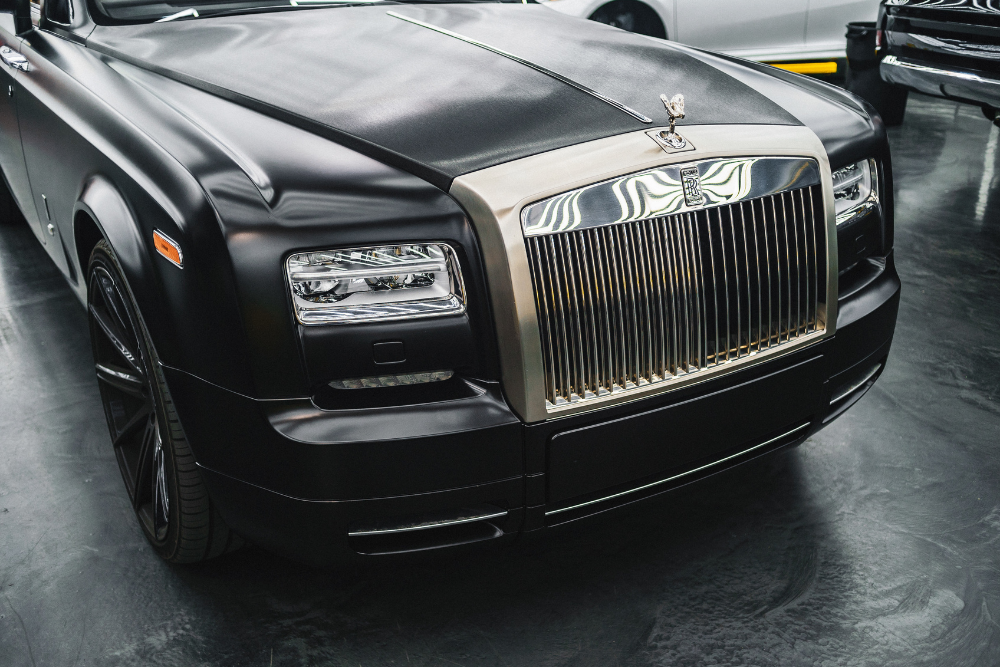 VIP Rent a Car - Rolls Royce article featured image