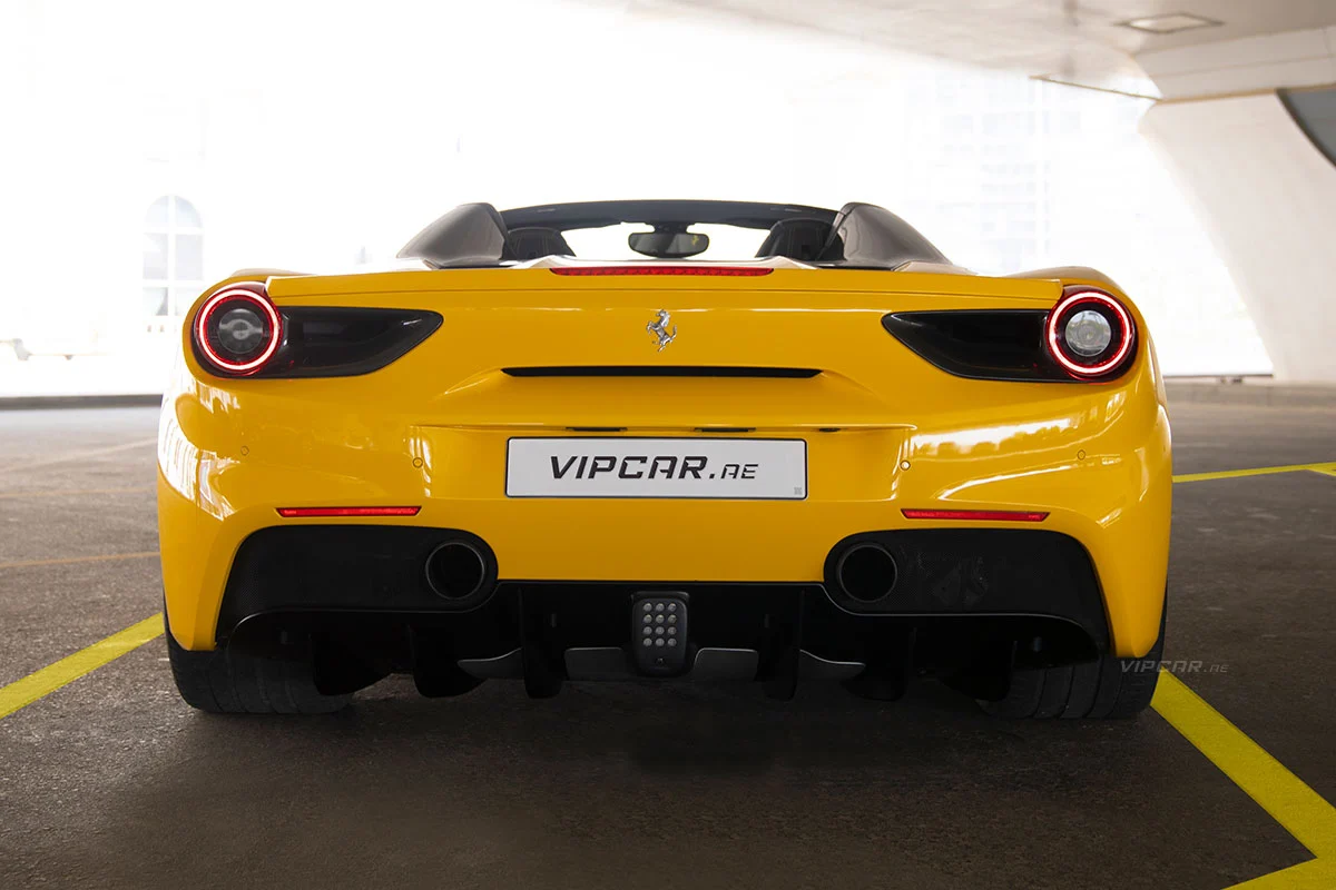 Ferrari-488-Spider-Yellow-Back