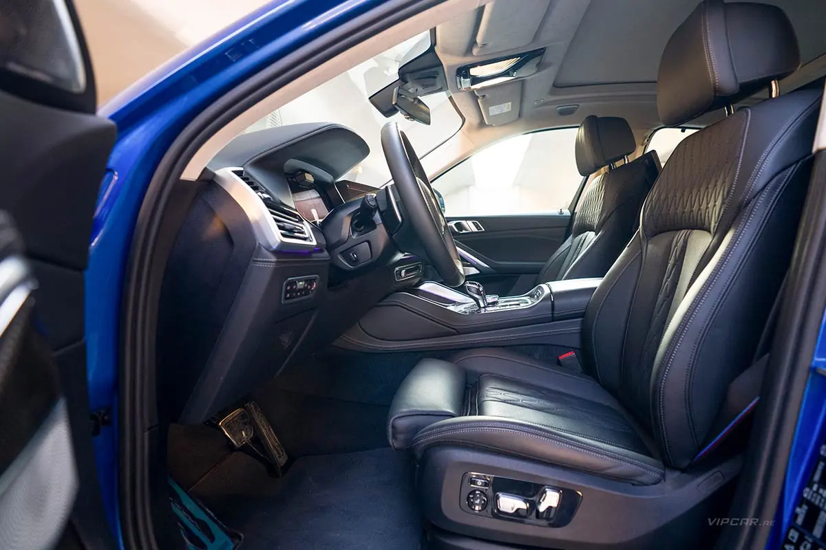 BMW-X6-Blue-Interior
