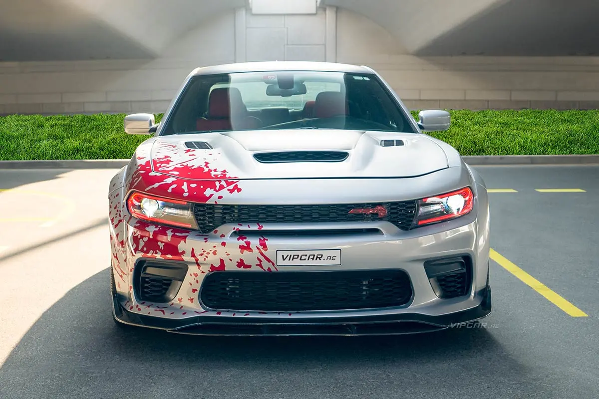 Dodge-Charger-Silver-Red-Front