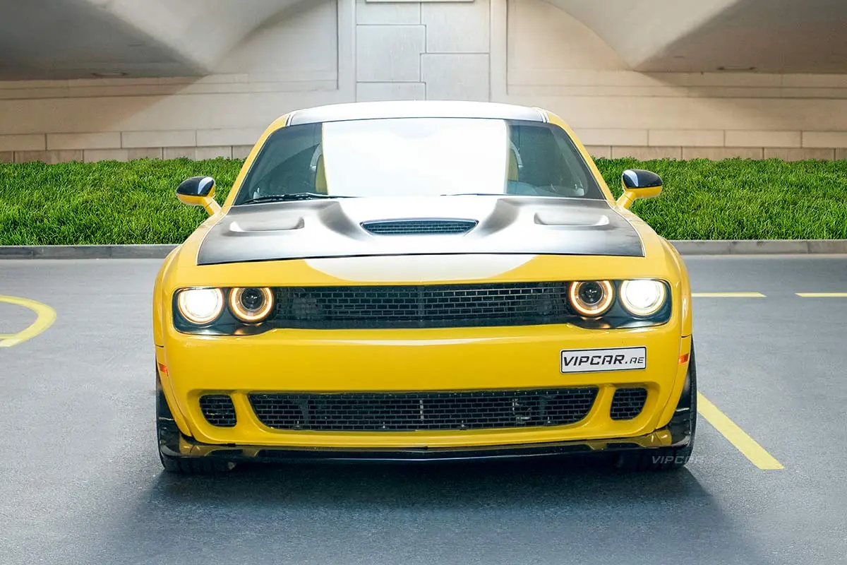 Dodge-Challenger-SRT-Yellow-Front