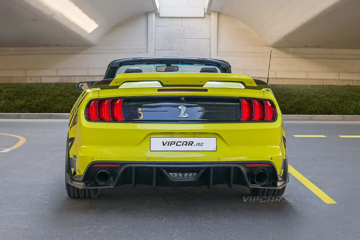 Ford-Mustang-Yellow-Back
