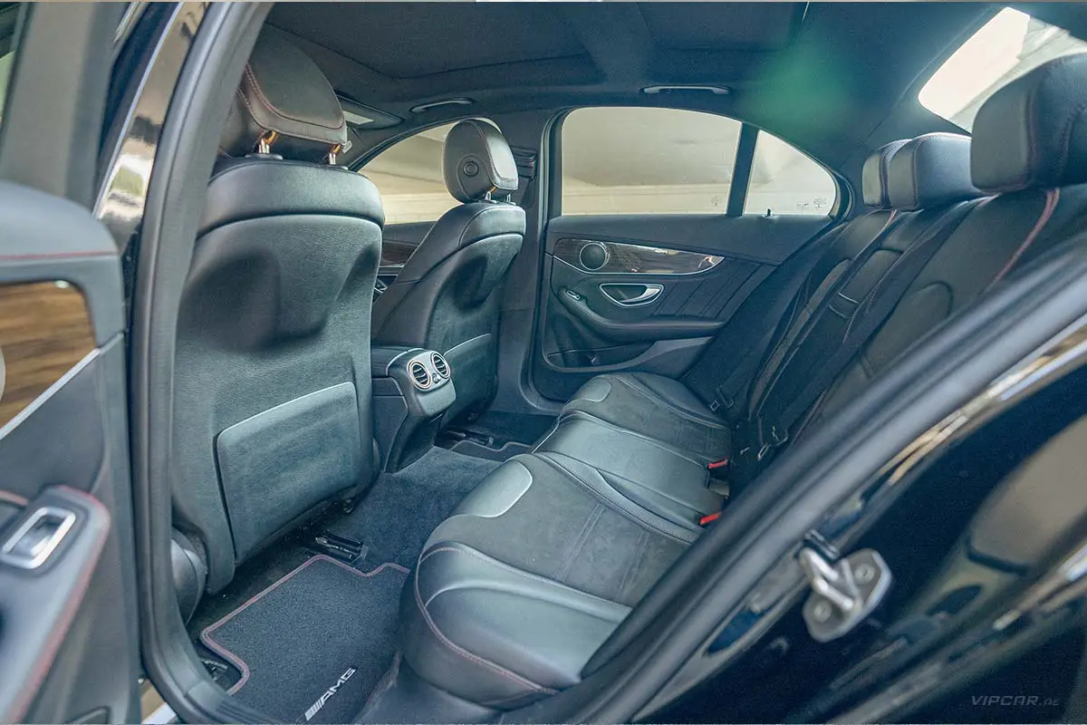 Mercedes-Benz-C63-Black-Interior