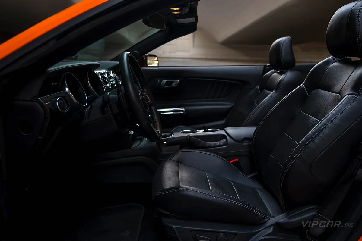 Ford-Mustang-Orange-Interior