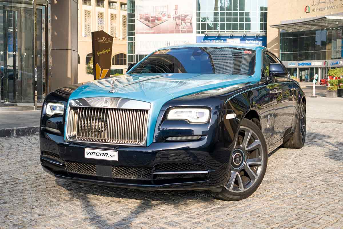 Rolls-Royce-Wraith-Black-Baby-Blue-Front-Side