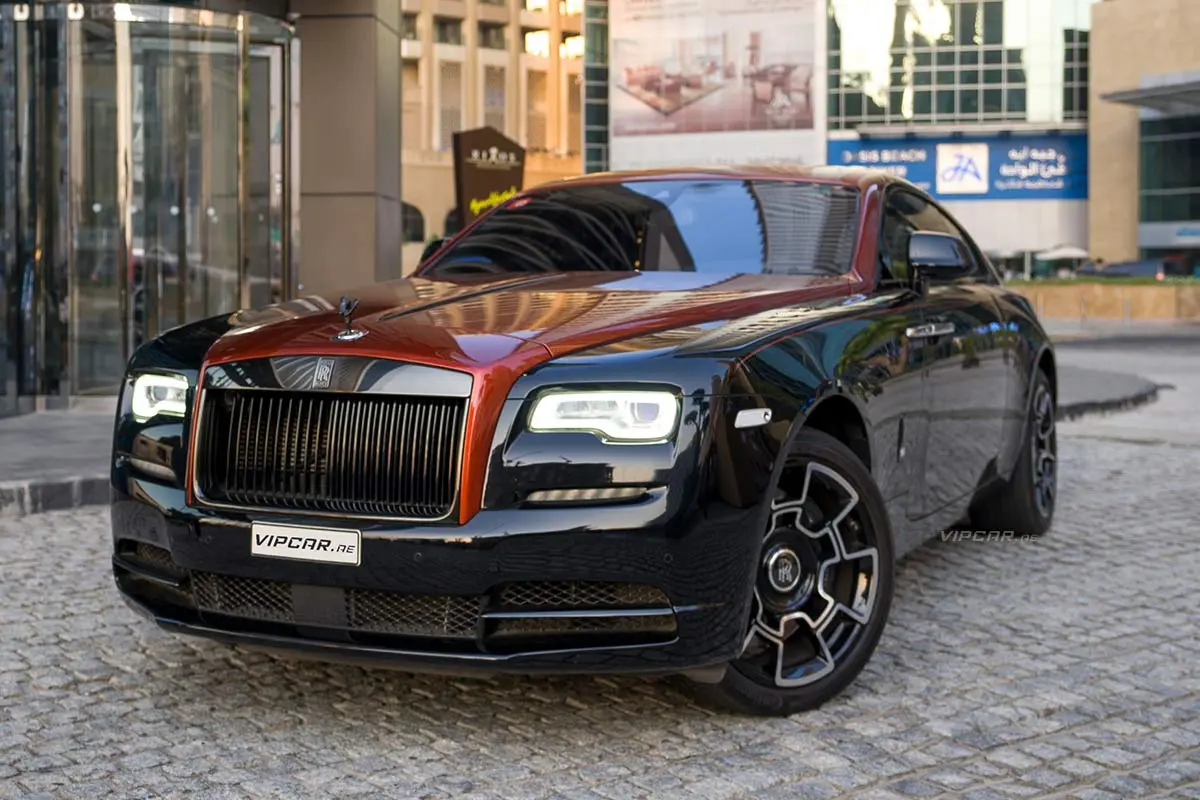 Rolls-Royce-Wraith-Black-Brown-Front-Side