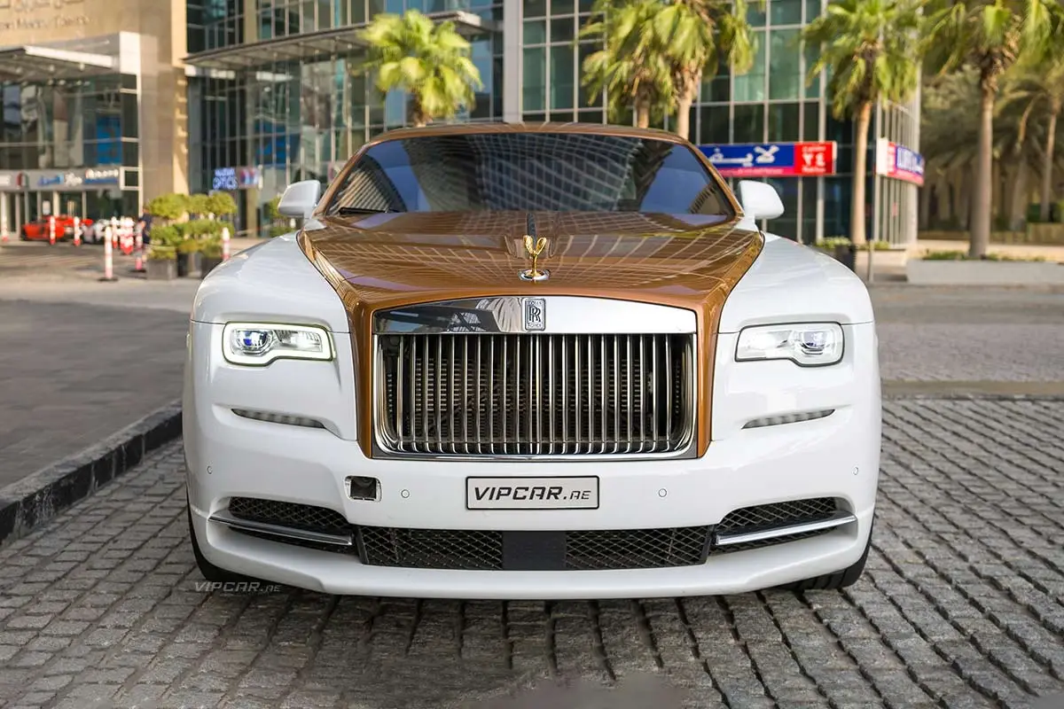Rolls-Royce-Wraith-White-Brown-Front