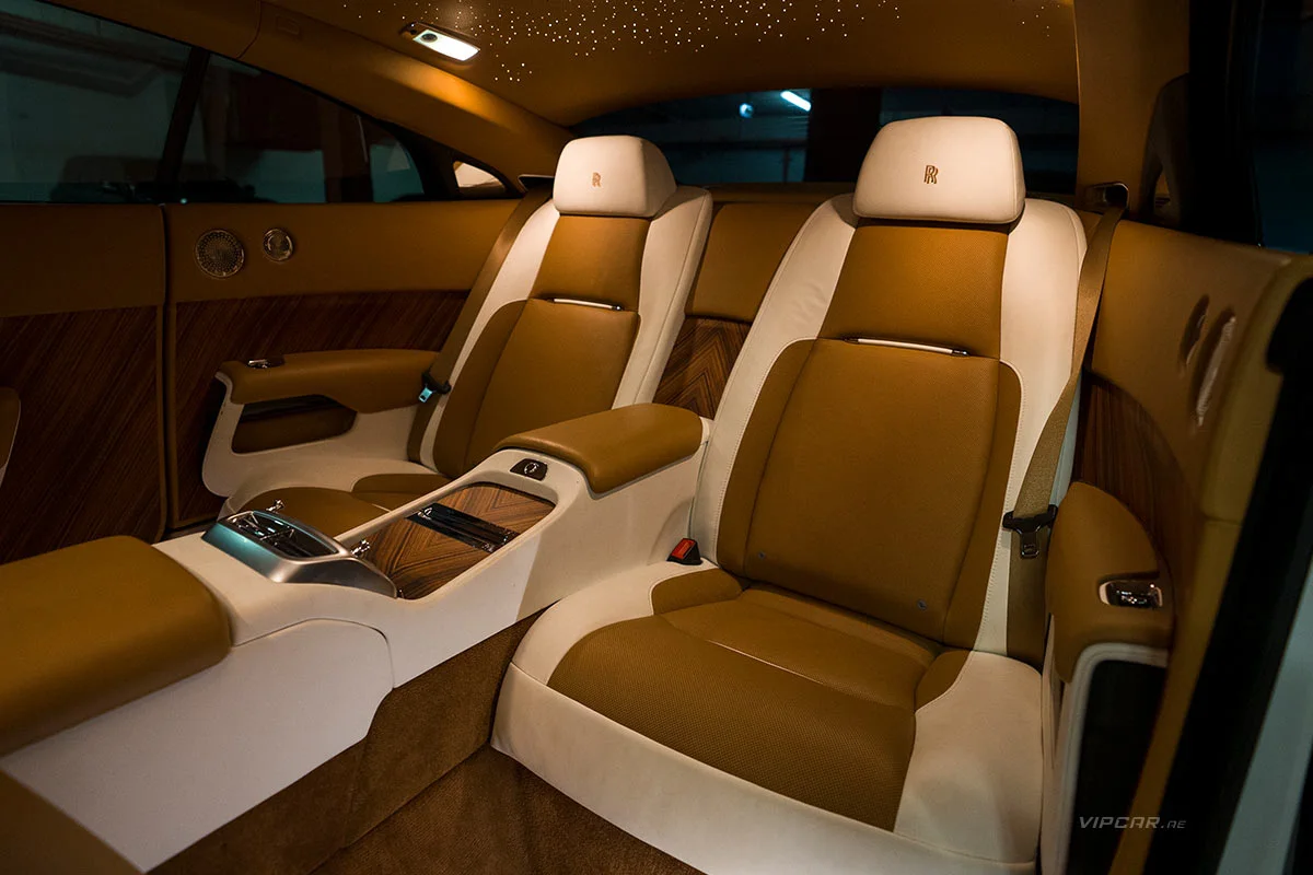 Rolls-Royce-Wraith-White-Brown-Interior