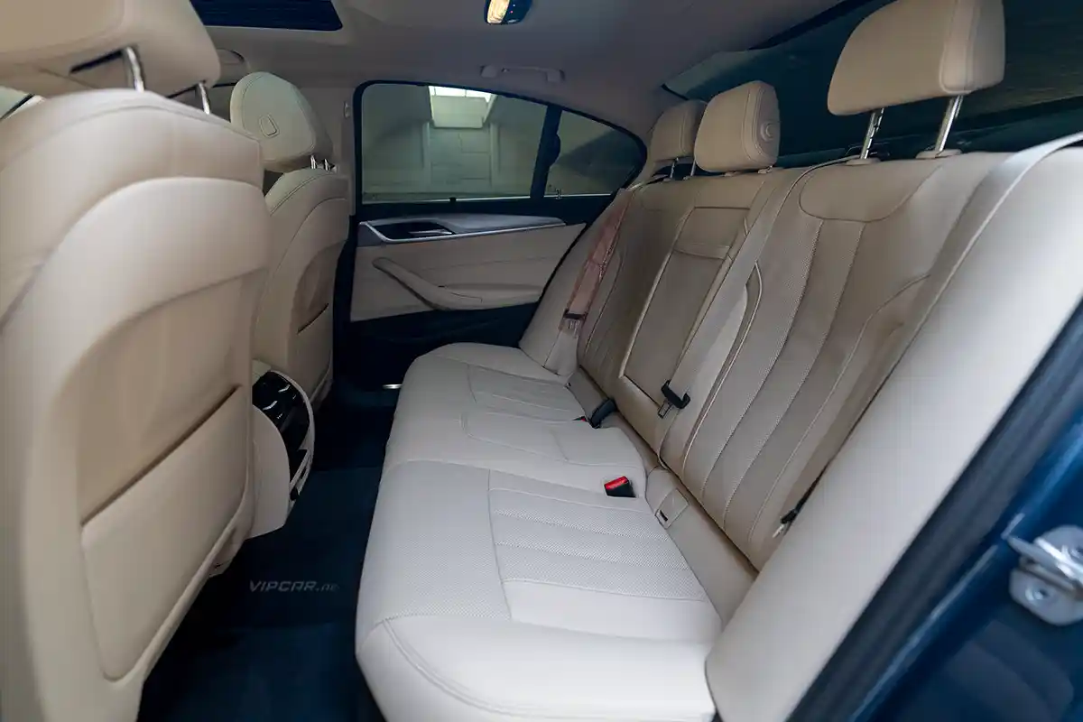 BMW 520i BLUE Interior Back Seats