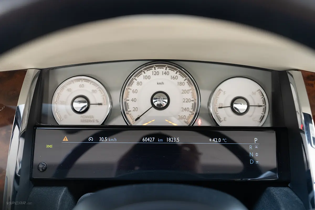 Rolls Royce Dawn Speedometer