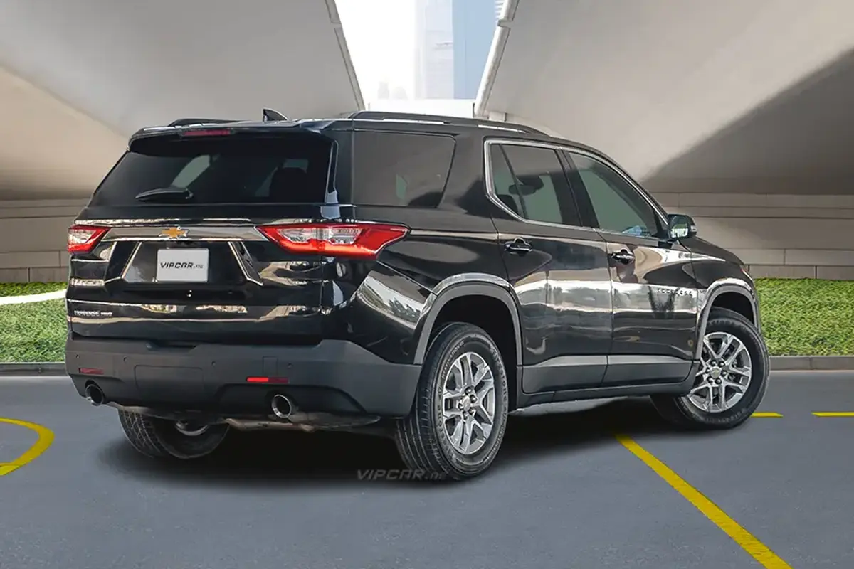 Chevrolet Traverse Black Back Side View